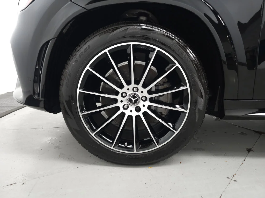 Used 2023 Black Mercedes-Benz GLE 450 image 36