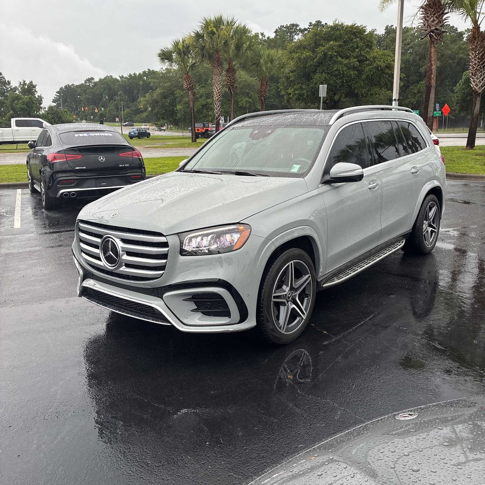 Certified Used 2024 MANUFAKTUR Alpine Grey Mercedes-Benz GLS 450 image 4