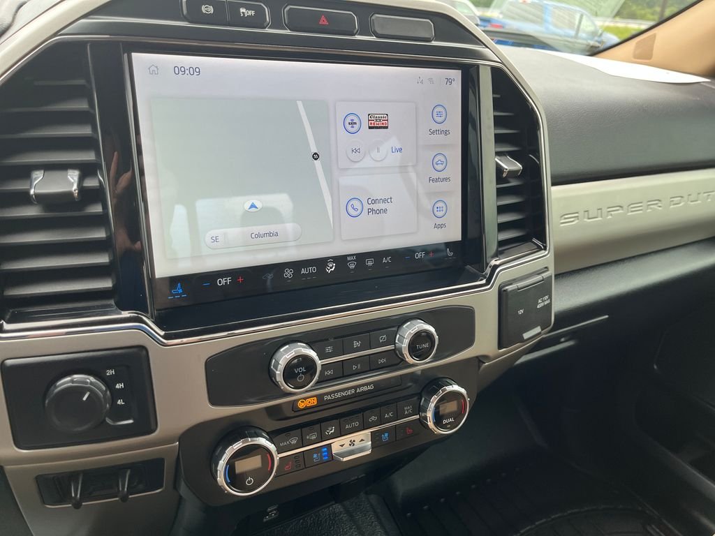 Used 2022 Oxford White Ford Lariat image 16