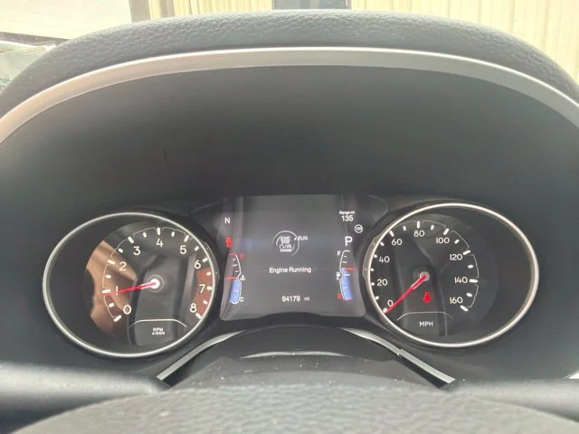 Used 2020 Gray Jeep Limited image 29