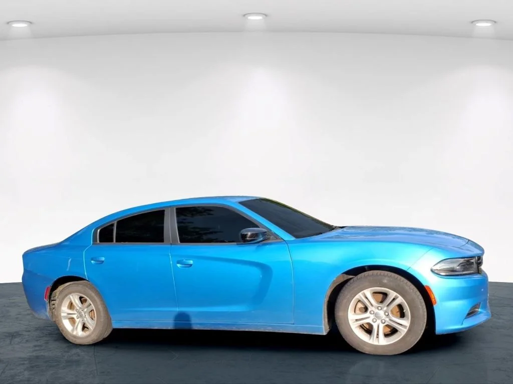 Used 2023 Blue Dodge SXT image 21
