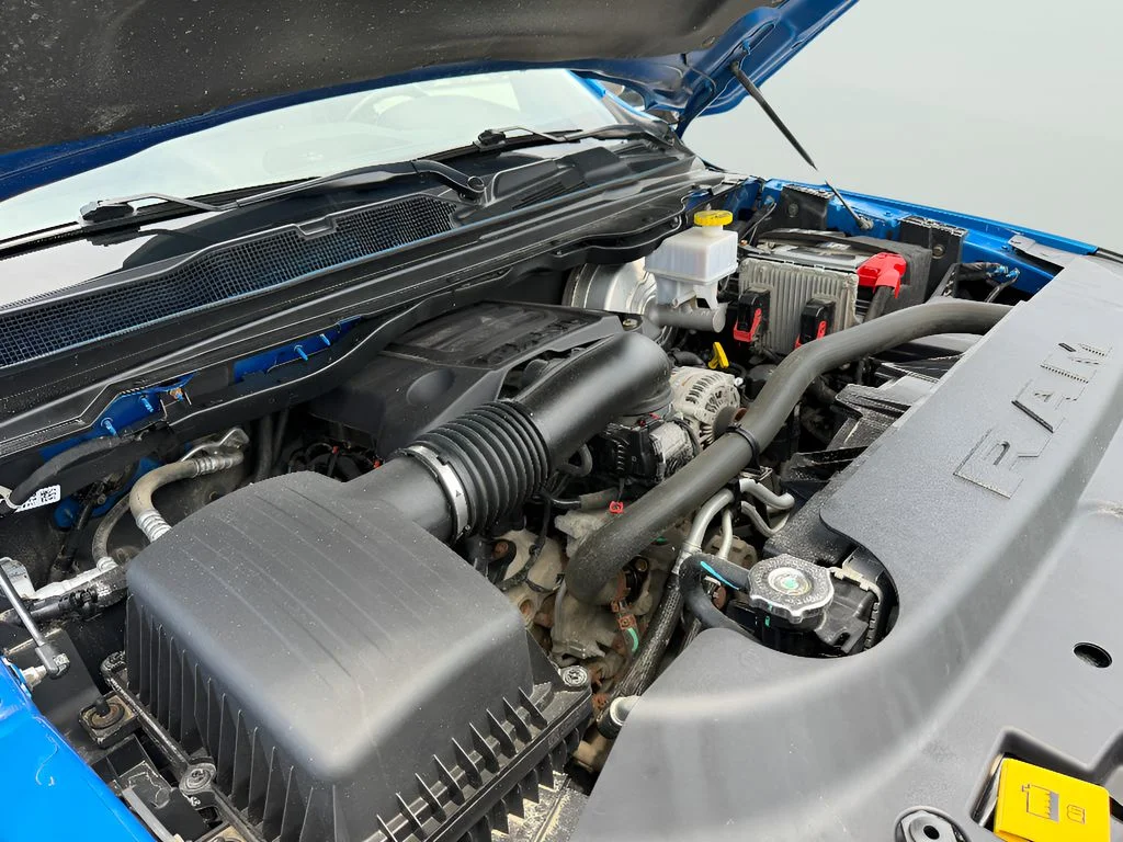 Used 2022 Hydro Blue Pearl Ram Sport image 27