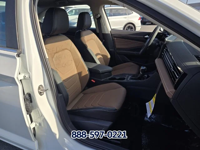 New 2027 Opal White Pearl Volkswagen 1.8T SEL image 14
