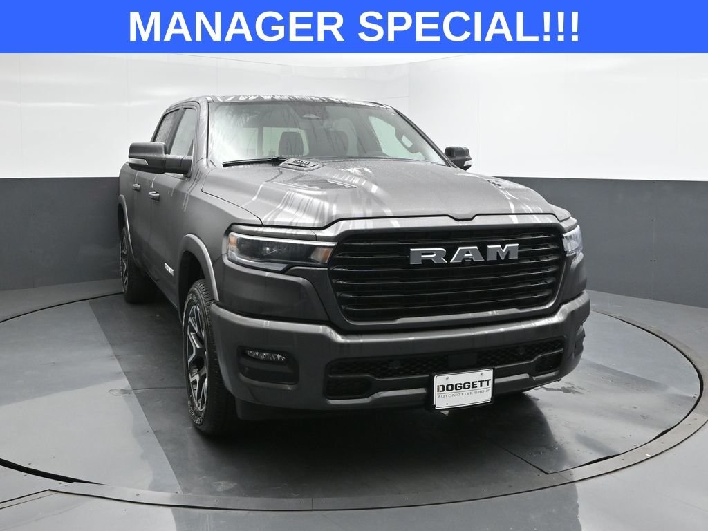 New 2026 Granite Crystal Metallic Clear-Coat Exterior Paint RAM Laramie image 22