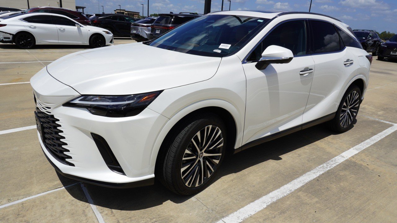 Used 2025 White Lexus RX 350 Premium Plus image 6