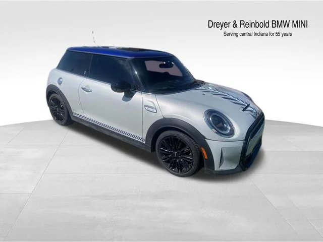 2022 MINI Hardtop Cooper S's photo