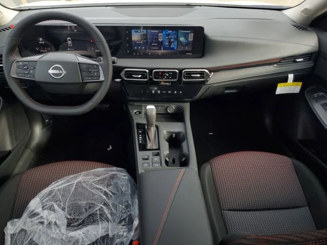 New 2026 Aspen White TriCoat / Super Black Two-tone Nissan SR image 7