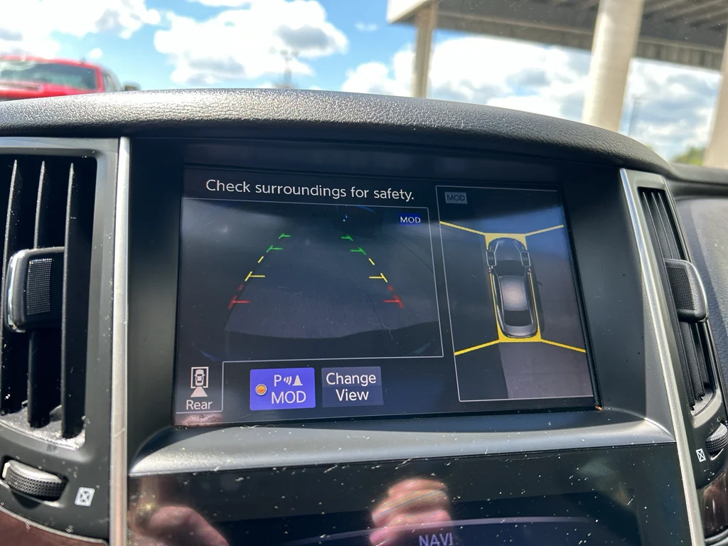 Used 2015 Graphite Shadow INFINITI Premium image 13