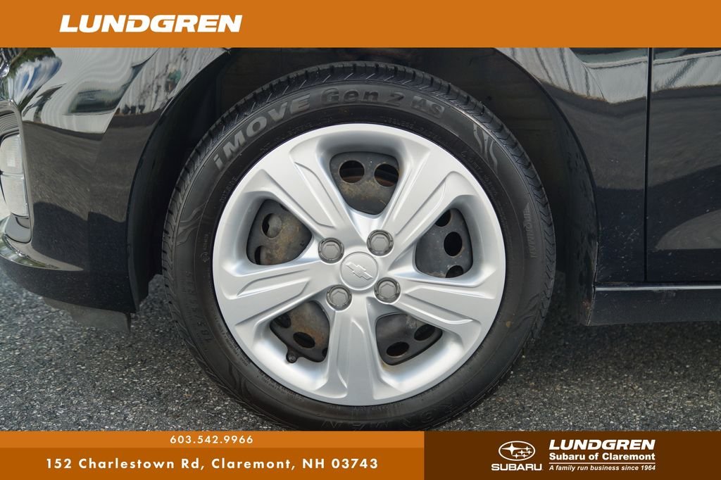 Used 2022 Black Chevrolet LS image 32