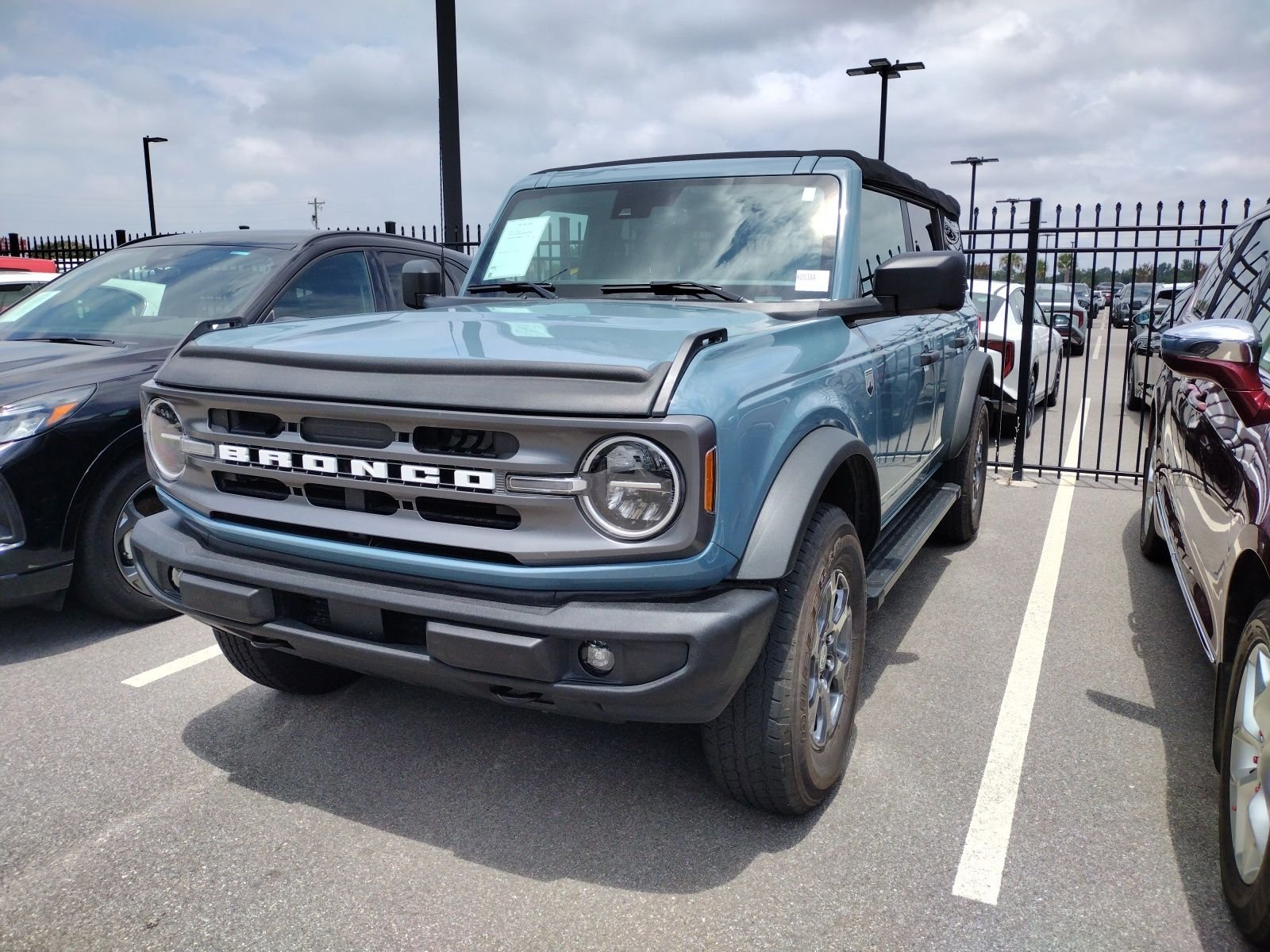 Used 2022  Ford Big Bend image 3