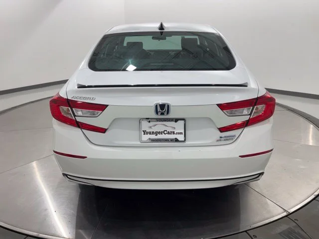 Used 2022 White Honda Sport image 4