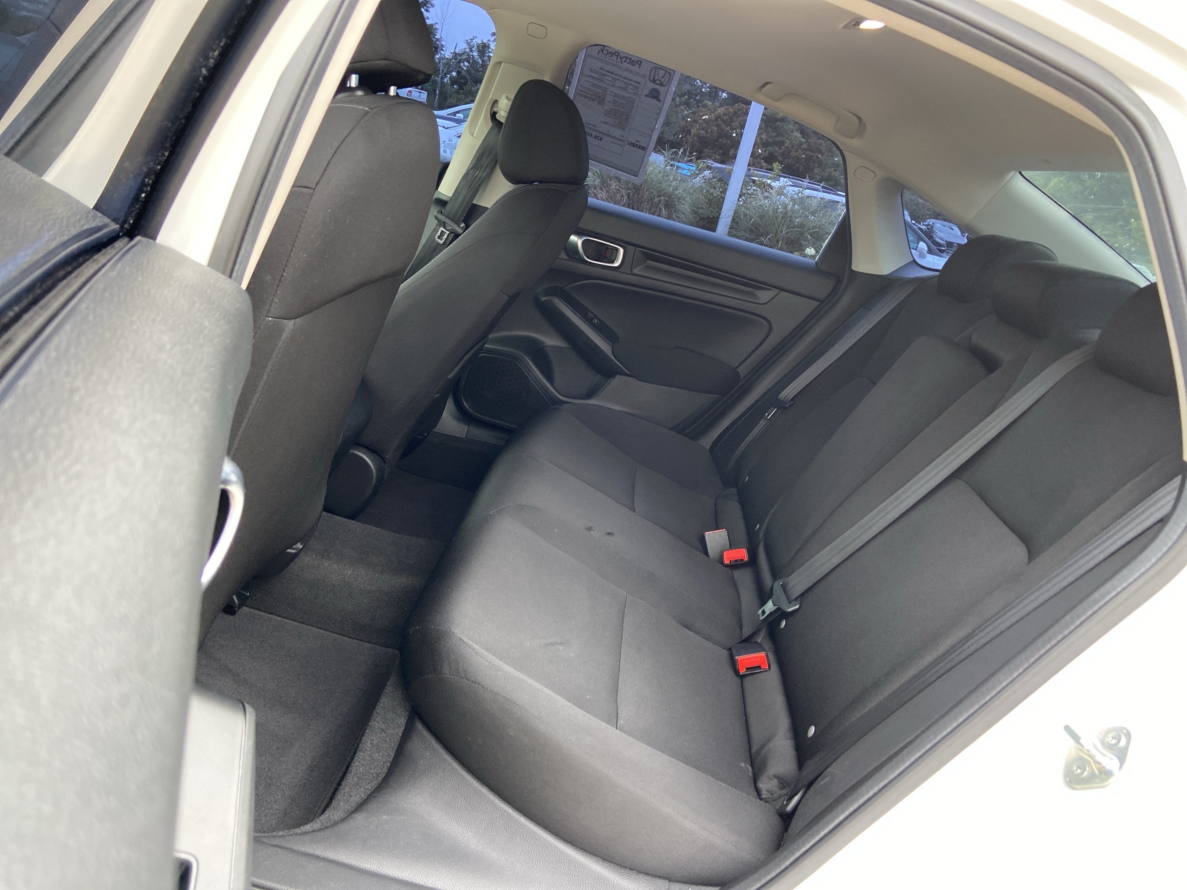 Used 2024 Platinum White Pearl Honda EX image 16