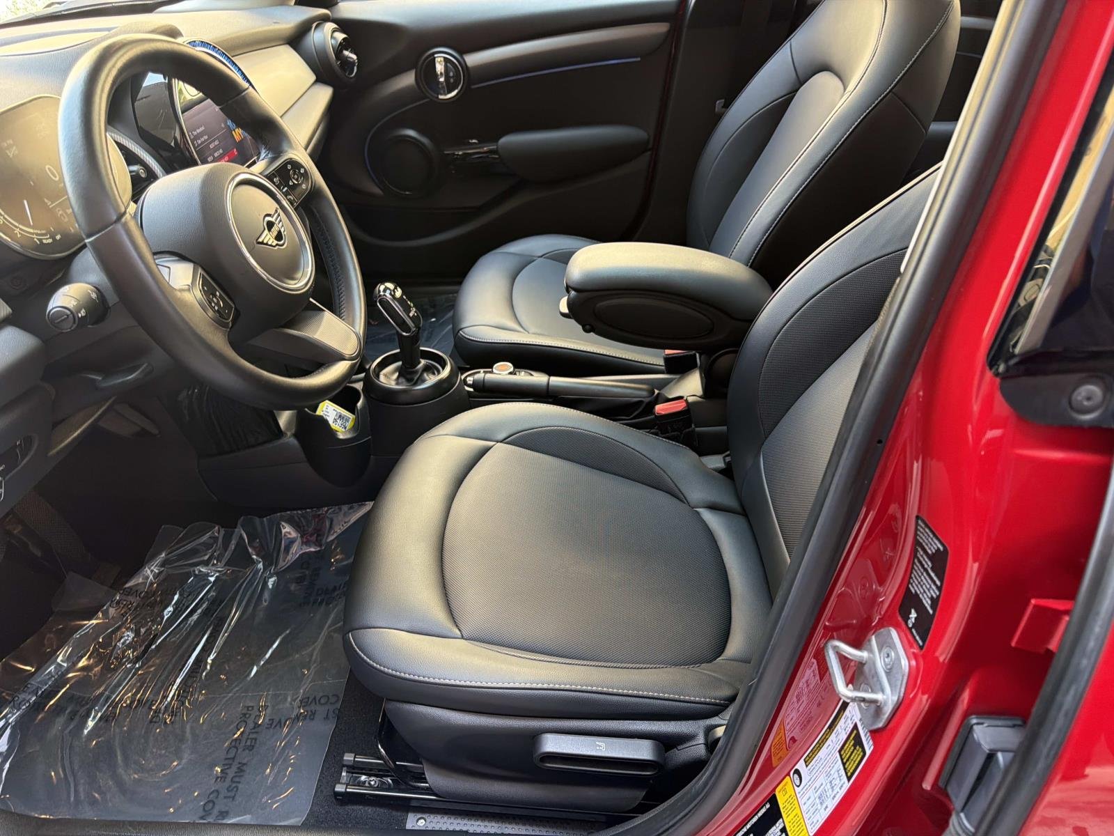 Used 2022 Chili Red MINI Cooper FWD image 13