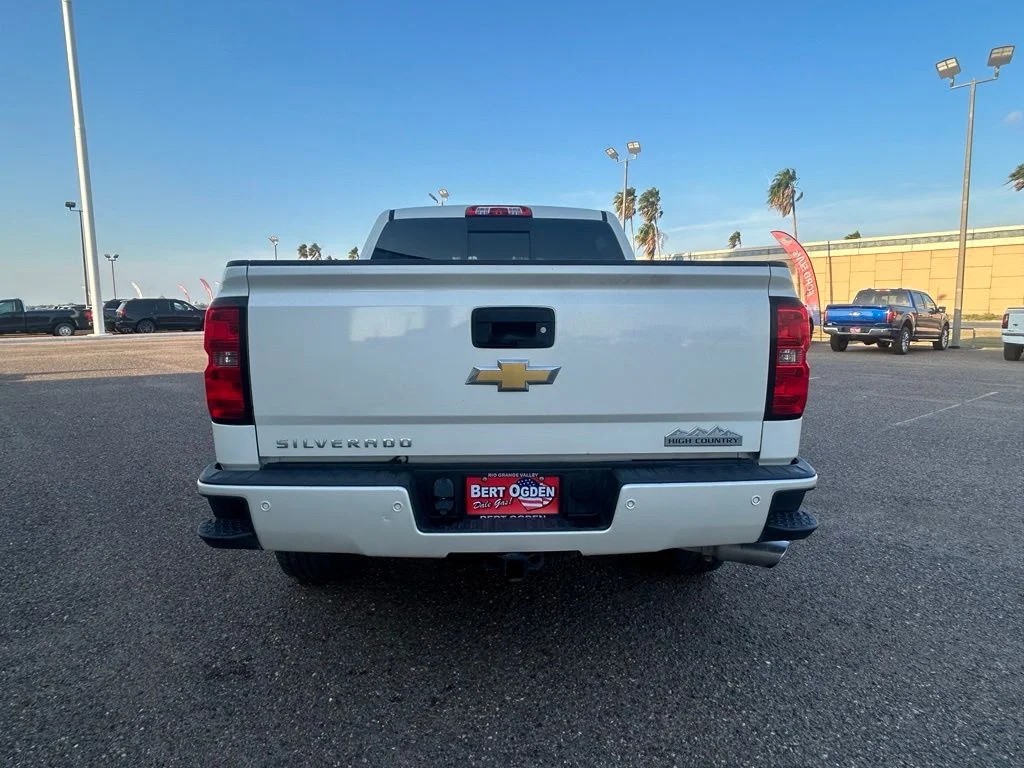 Used 2014 White Chevrolet High Country image 5