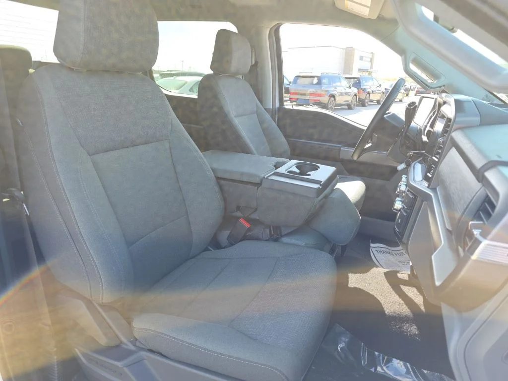 Used 2025 White Ford XLT image 19