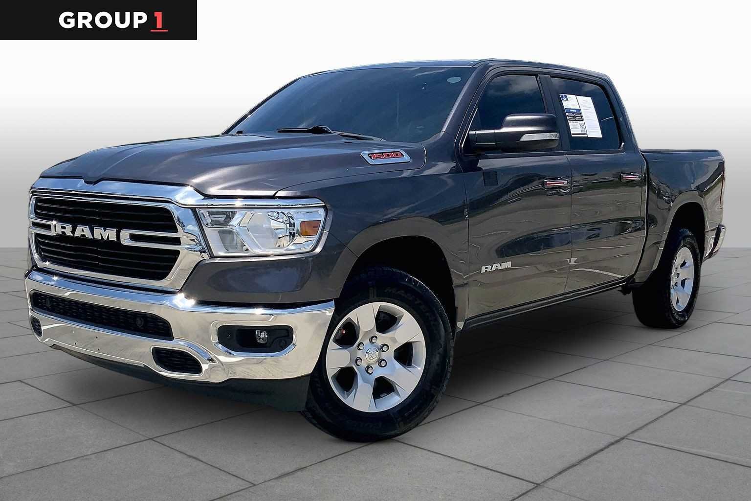 2019 RAM 1500 Big Horn/Lone Star 4x4 Crew Cab 5'7's photo