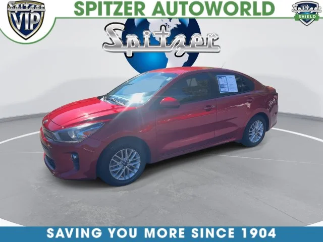 Used 2018 Red Kia EX image 4