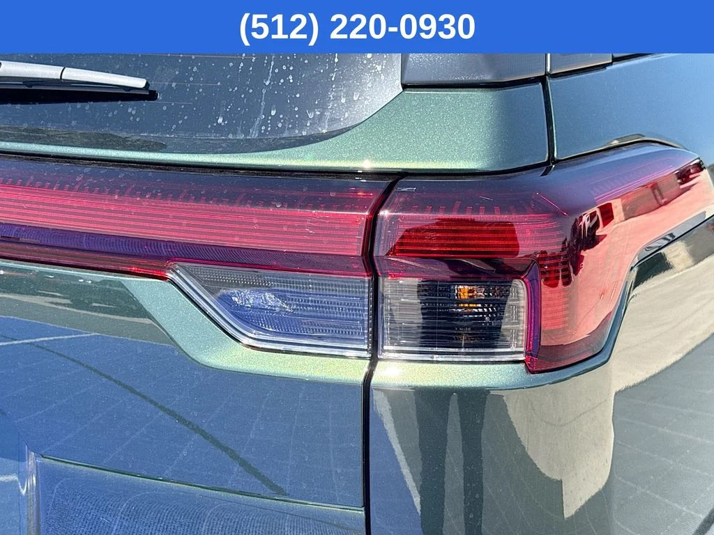 New 2026 DEEP EMERALD GREEN PEARL Subaru Limited image 34