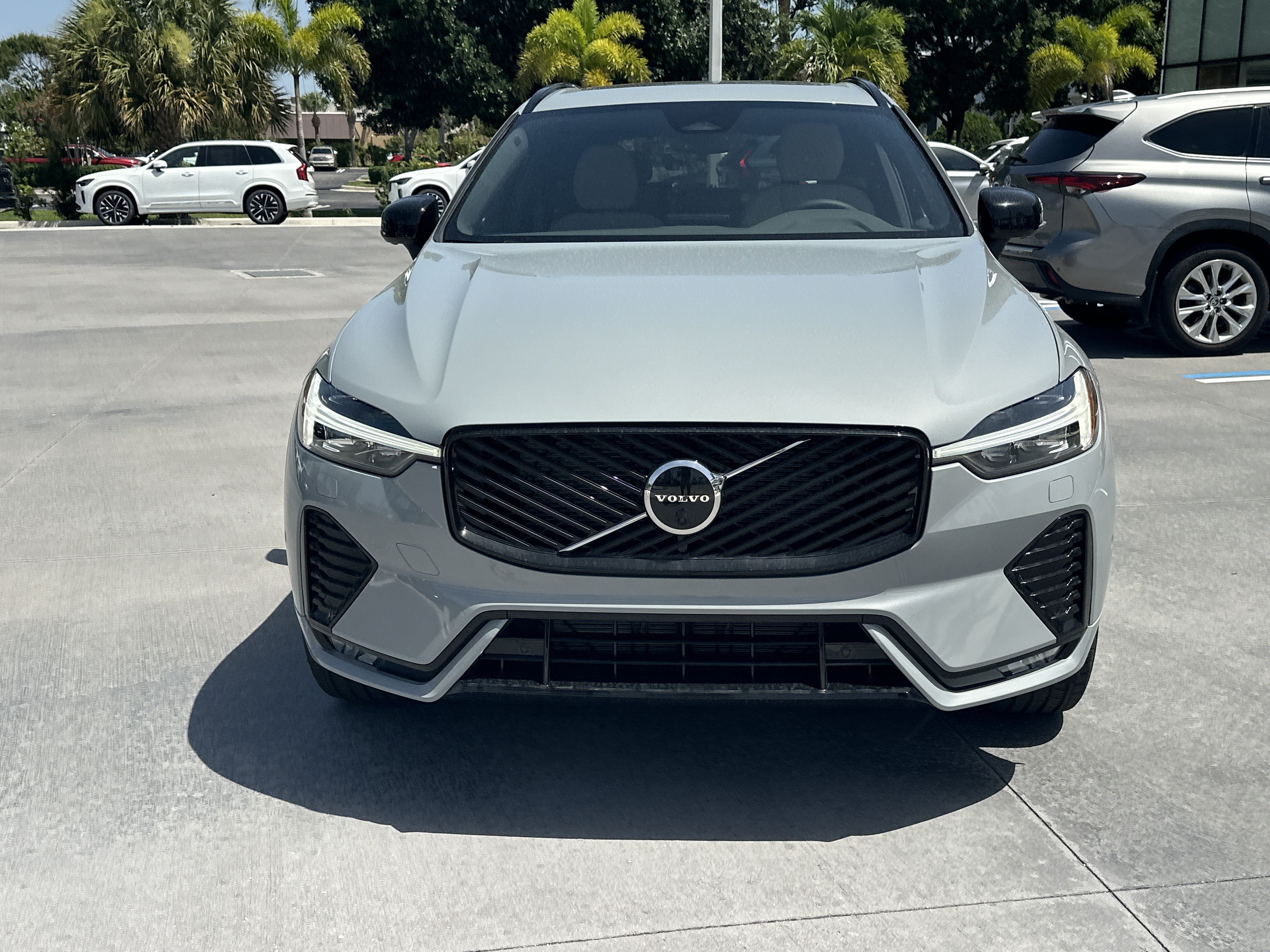 New 2026 Vapour Grey Volvo Plus image 4