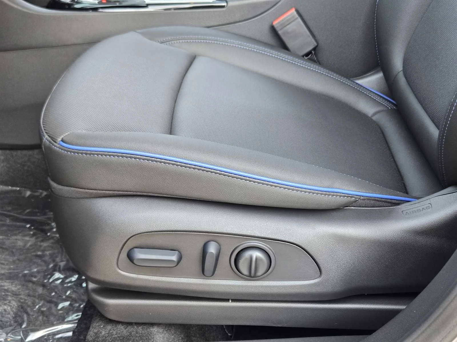 2026 Buick Encore GX Sport Touring - Photo 16