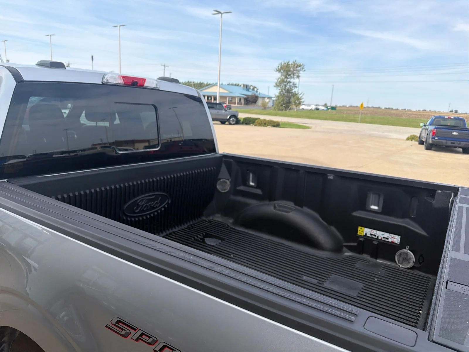 2022 Ford F-150 XLT - Photo 9