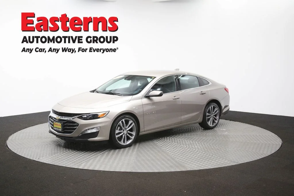 Used 2025 Gray Chevrolet LT image 56