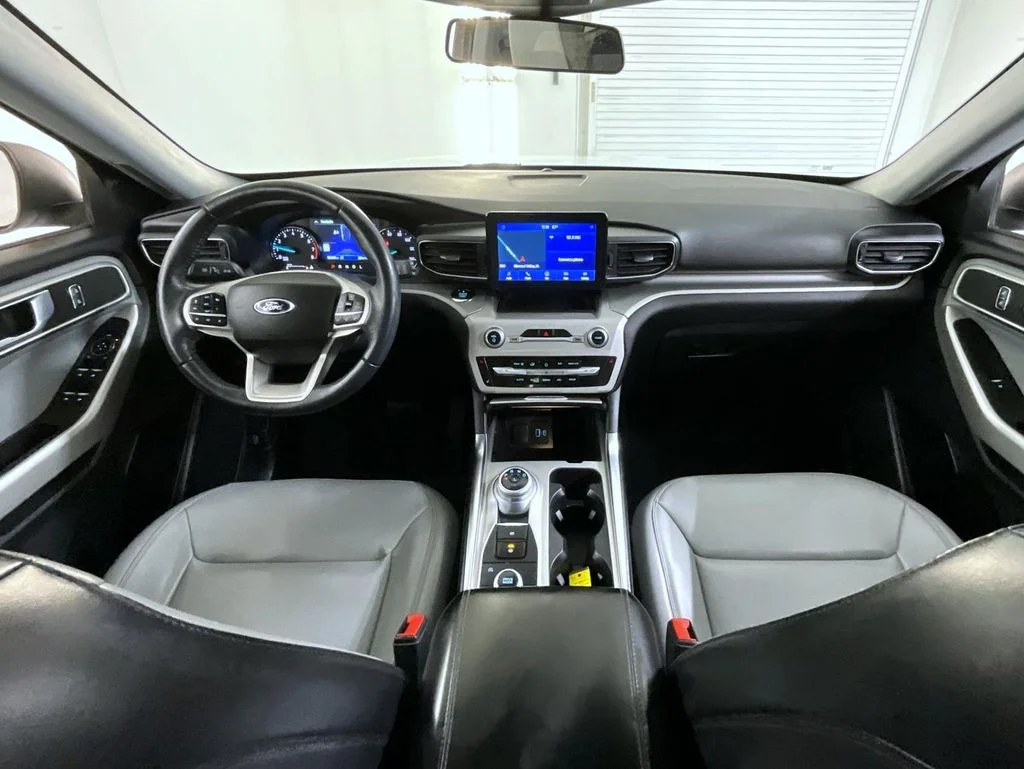 Used 2021 White Ford XLT image 13