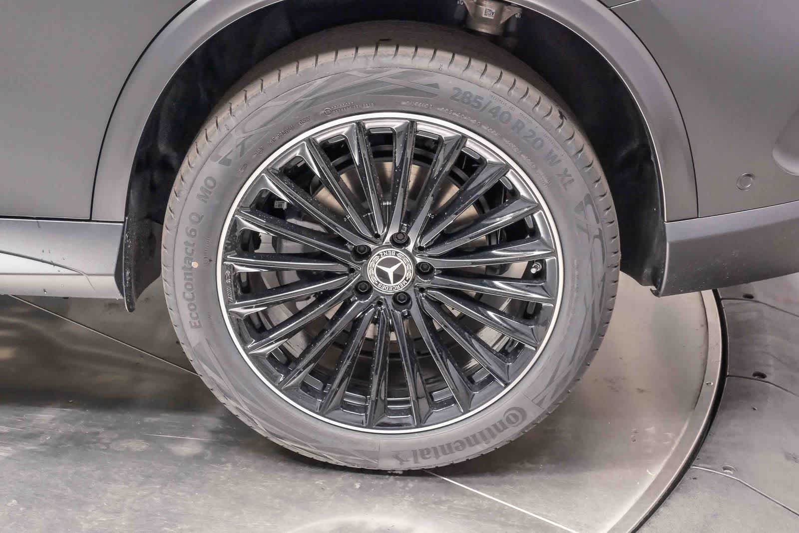 New 2026 MANUFAKTUR exclusive graphite grey magno Mercedes-Benz GLC 300 image 50