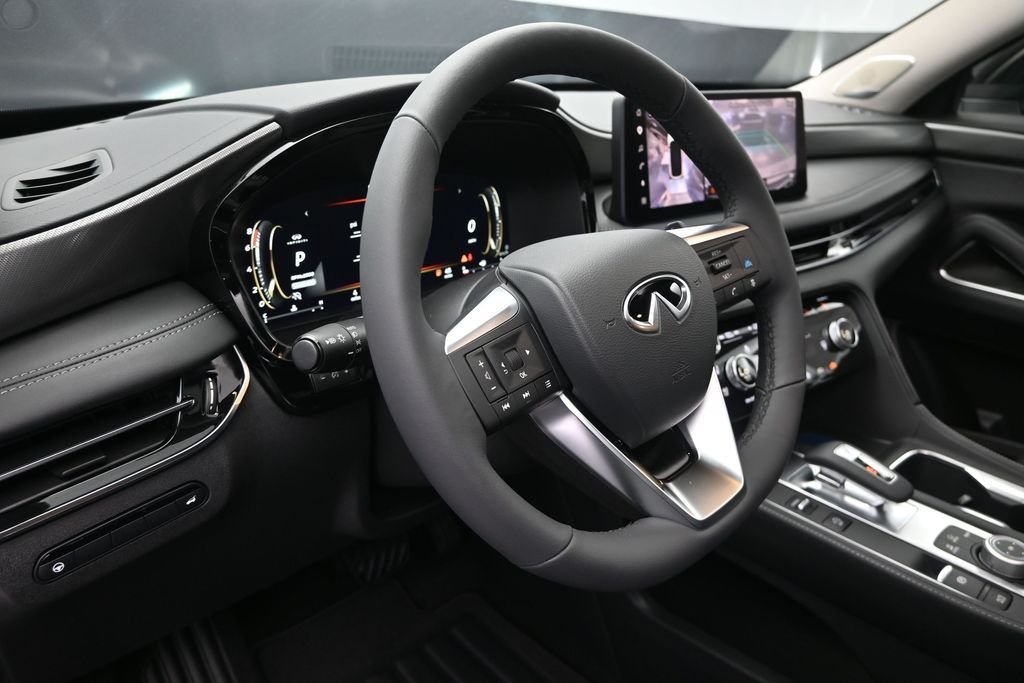 New 2027 MINERAL BLACK INFINITI Luxe FWD image 12