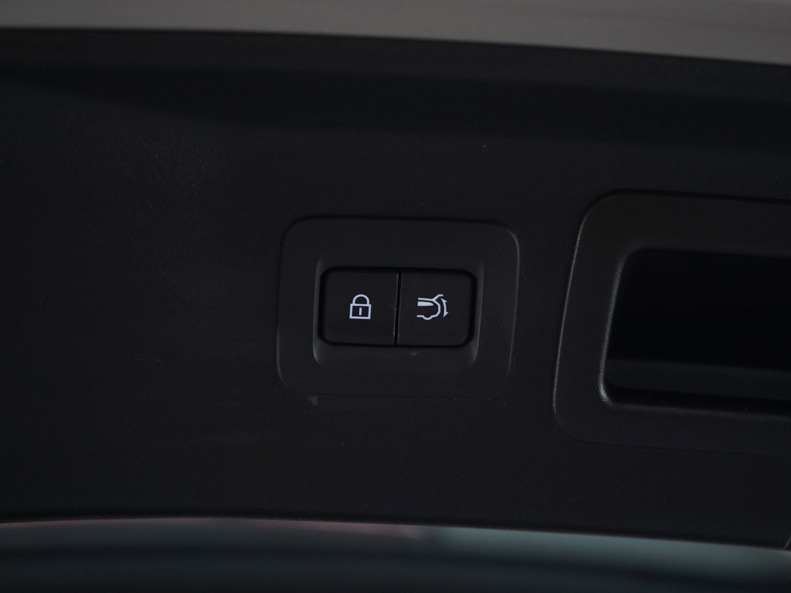Certified Used 2024 Platinum Quartz Mazda Premium Plus image 18