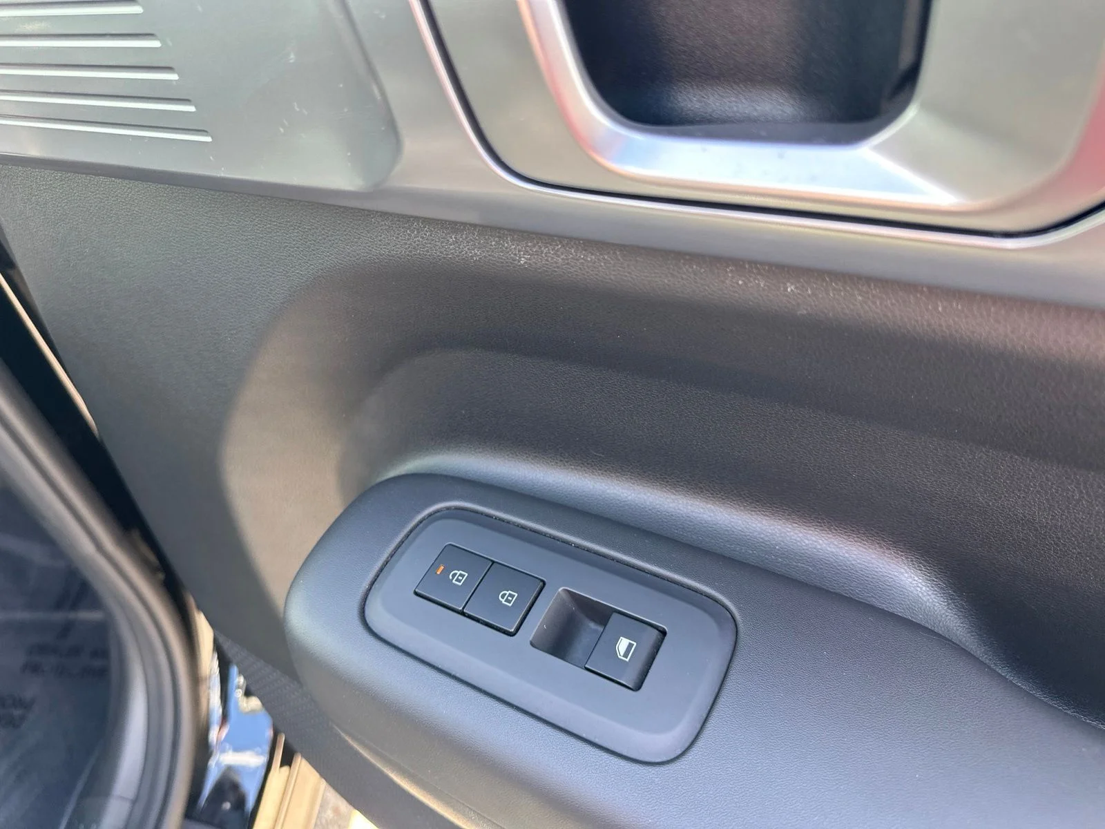 Used 2025 Black Hyundai SE image 44