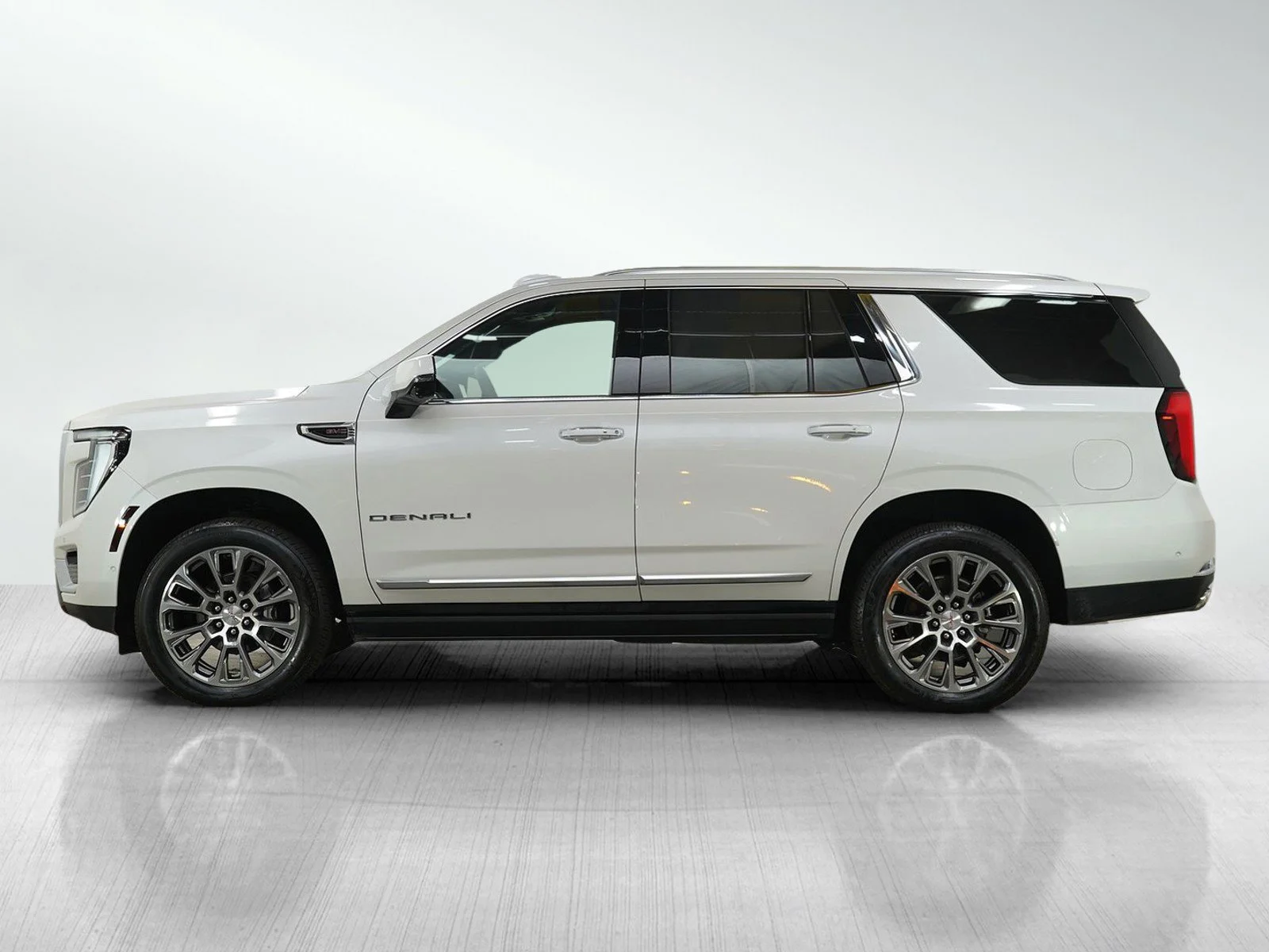 Used 2025 GMC Yukon DENALI with VIN 1GKS2DRL6SR248750 for sale in Bloomington, Minnesota