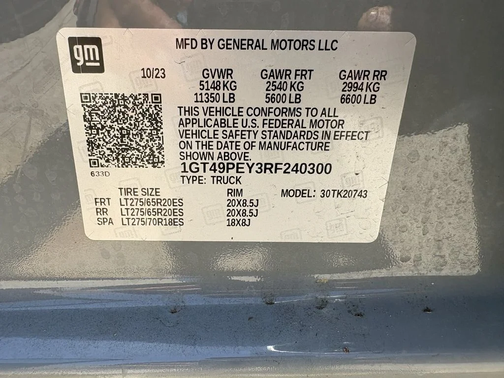 Used 2024 Thunderstorm Gray GMC AT4 image 29