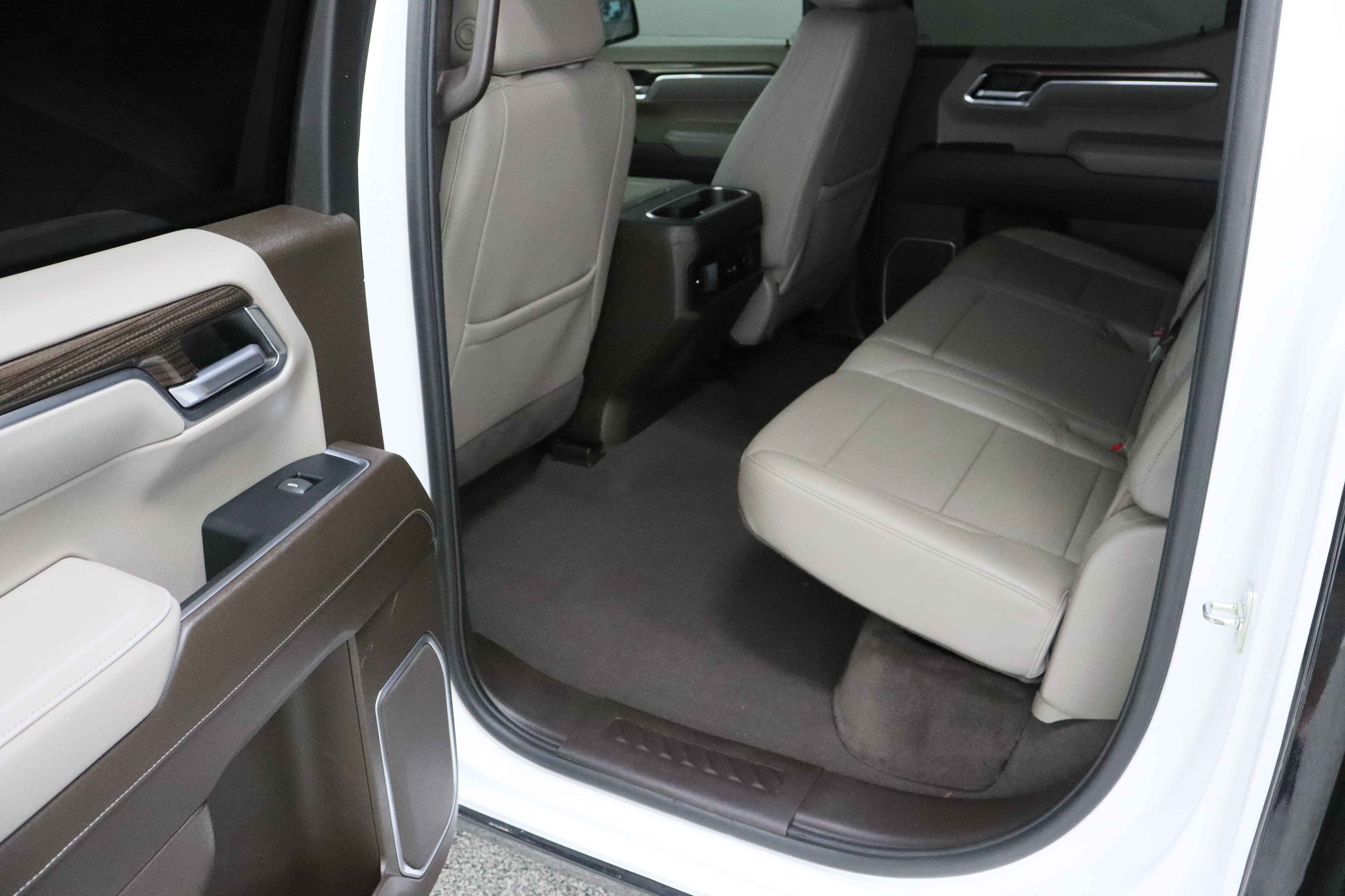 Used 2023 Black Chevrolet LT 5.3L image 29