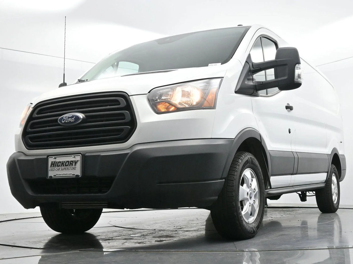 Used 2019  Ford 250 image 45