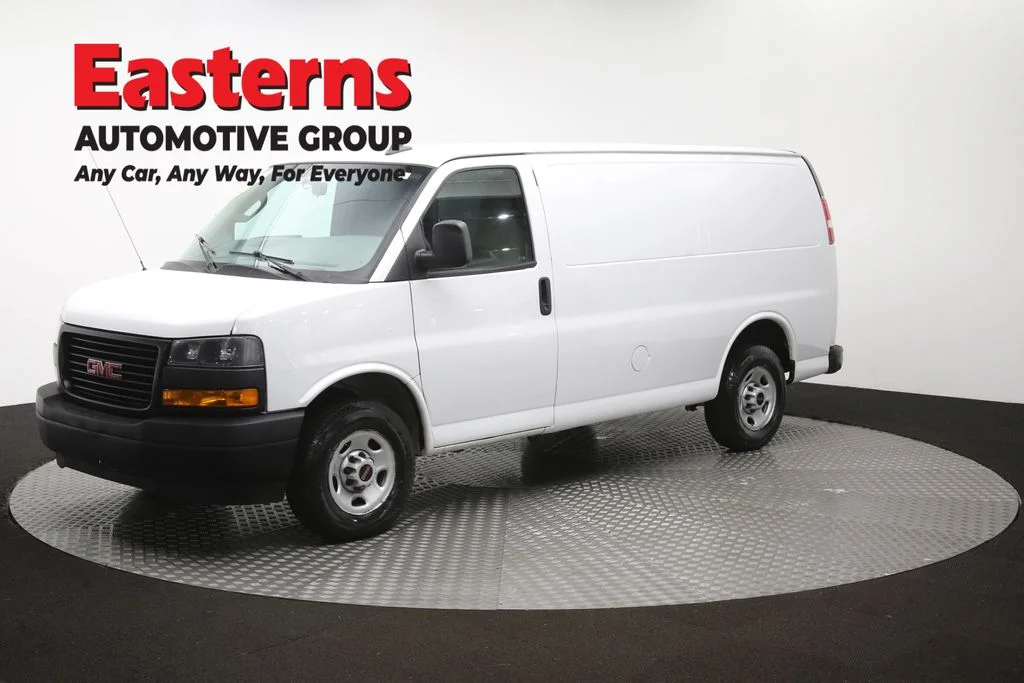 Used 2022 White GMC Work Van image 49