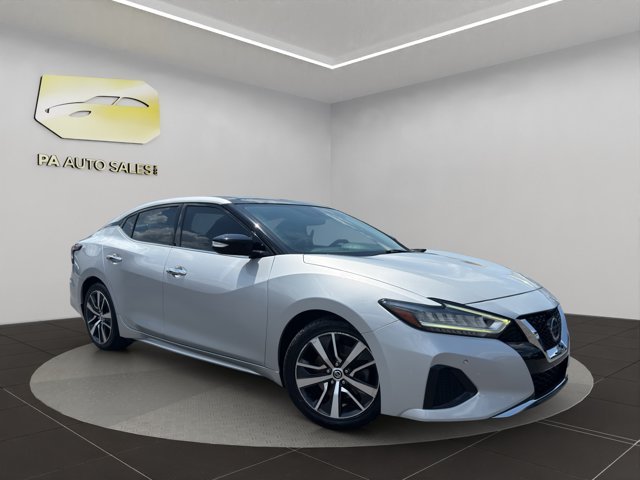 2019 Nissan Maxima SL's photo