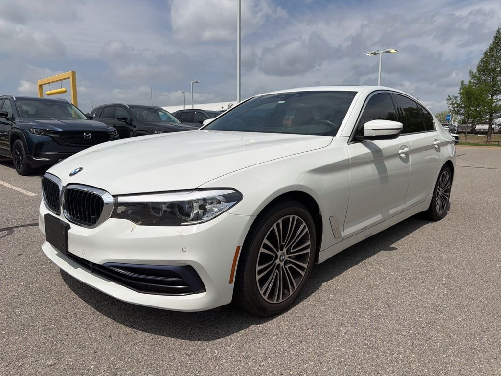 2019 BMW 5 Series 530i