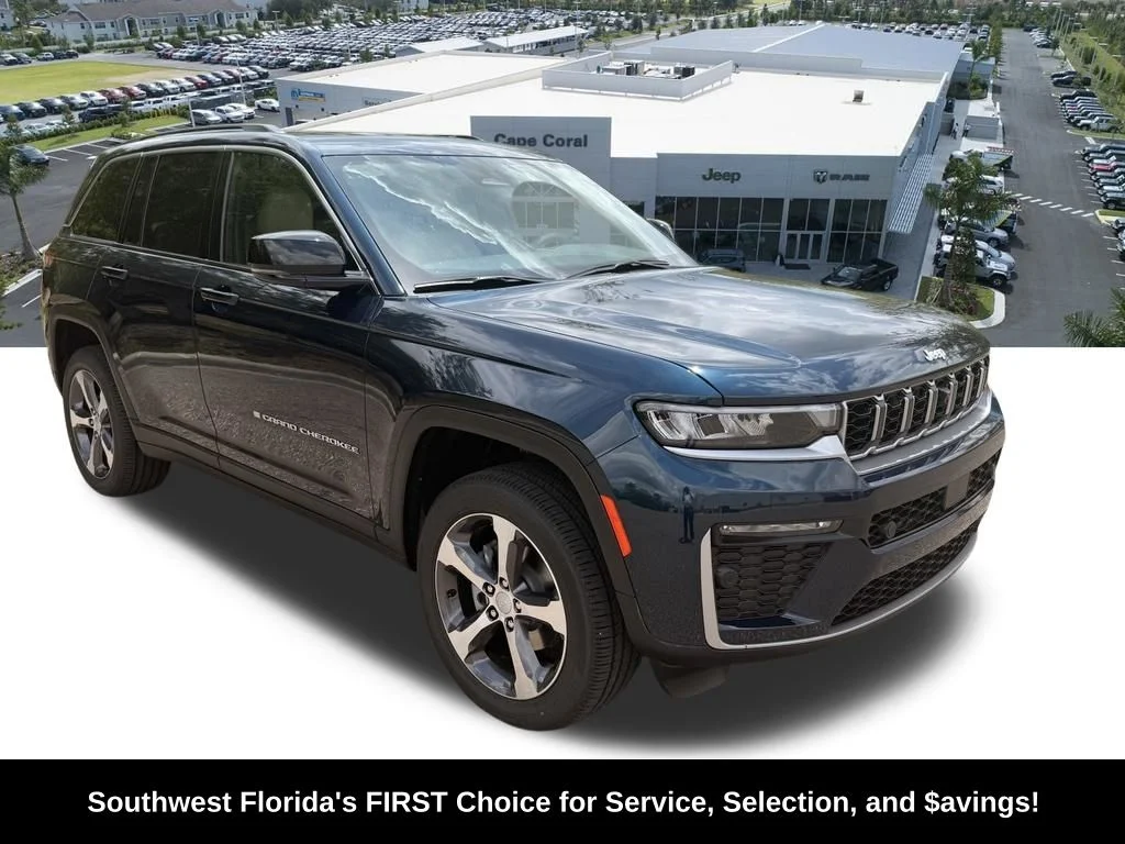 New 2026 Fathom Blue Pearl-Coat Exterior Paint Jeep Limited image 2