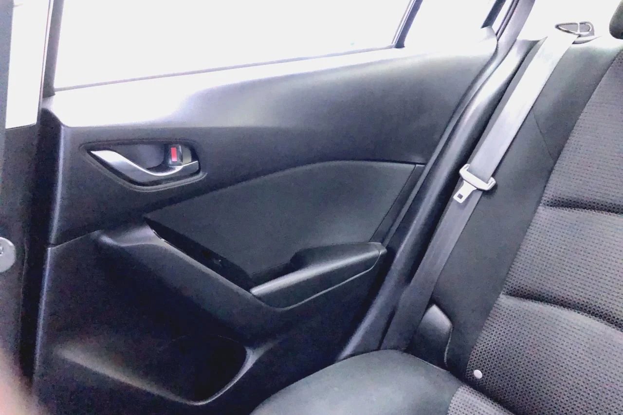 Used 2018 Machine Gray Mazda Sport image 13