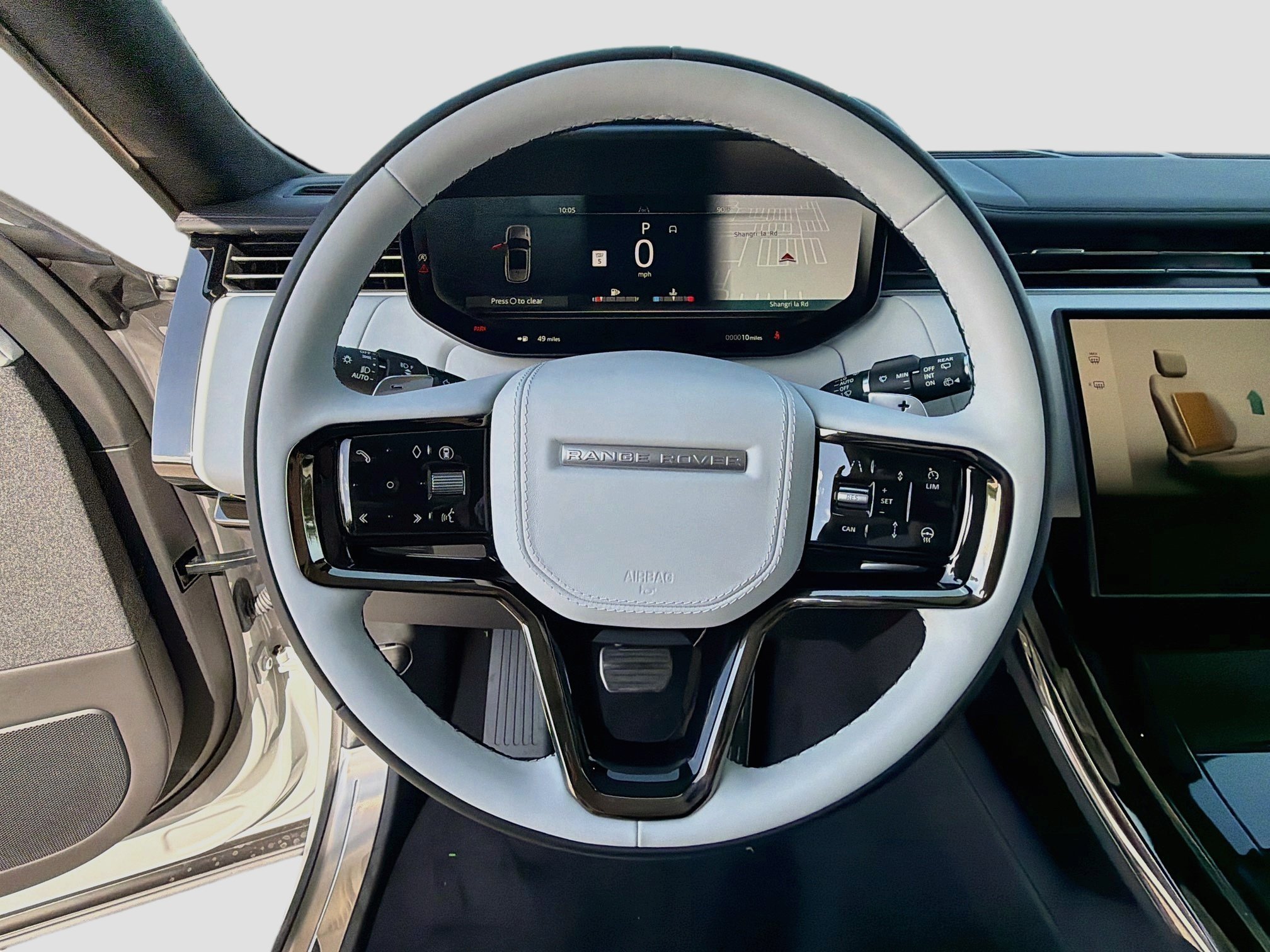 New 2026 Borasco Grey LAND ROVER Autobiography image 41