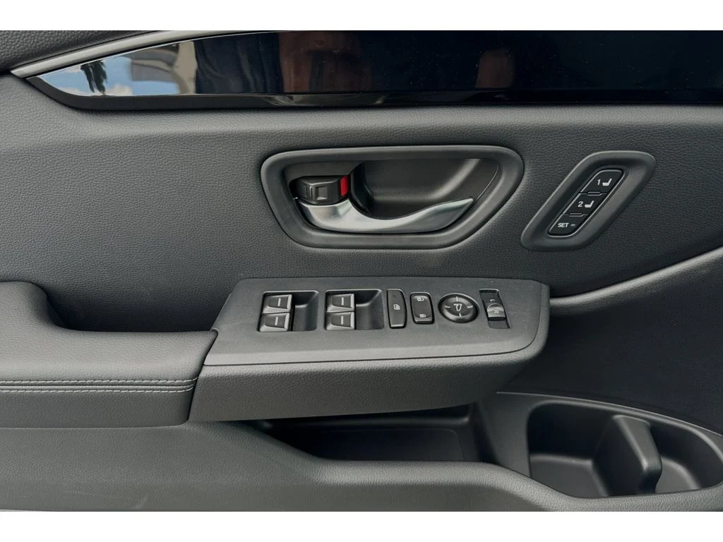 2025 Honda Pilot EX-L - Photo 12