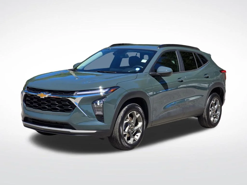 Used 2025 Gray Chevrolet LT image 2