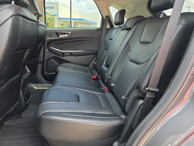 Used 2022 Gray Metallic Ford Titanium image 11