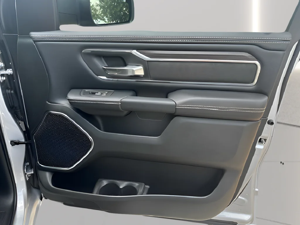 New 2026 Silver Zynith Exterior Paint RAM Laramie image 33