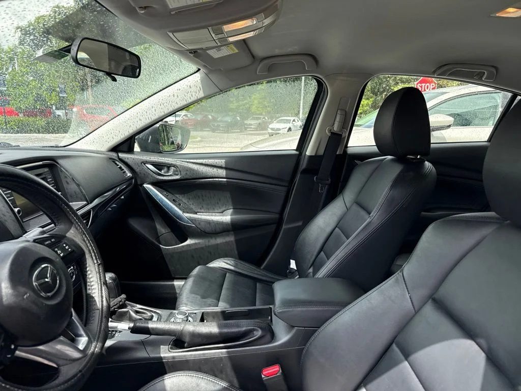 Used 2015 Jet Black Mica Mazda i Touring image 20