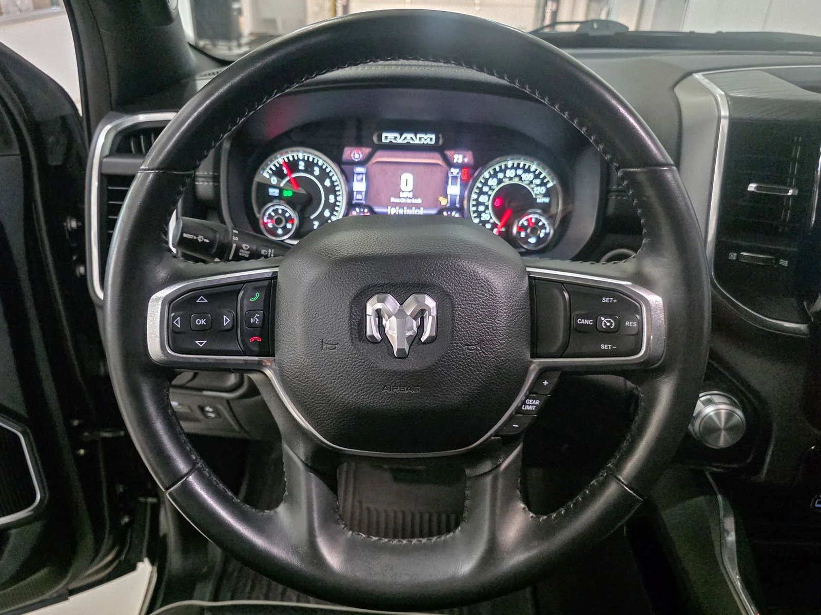 2023 RAM Ram 1500 Pickup Laramie - Photo 33