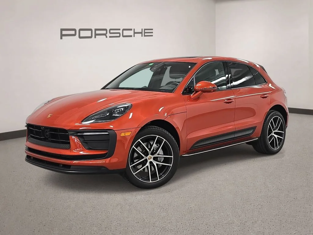 2023 Porsche Macan -'s photo
