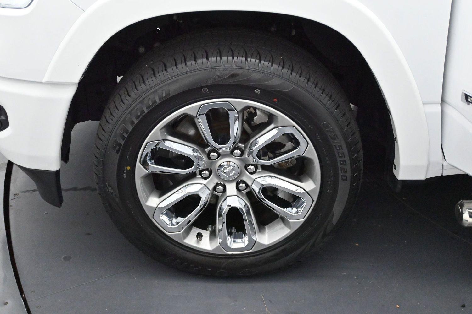 Used 2022 White Ram Laramie image 32