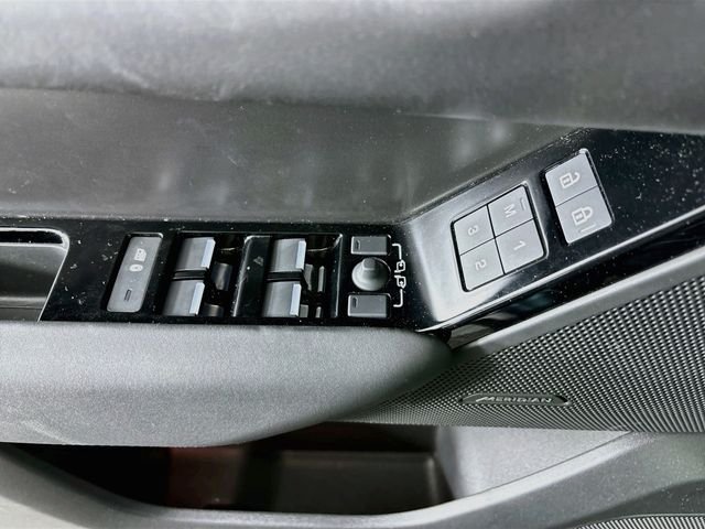 Certified Used 2026 Giola Green Land Rover S image 20